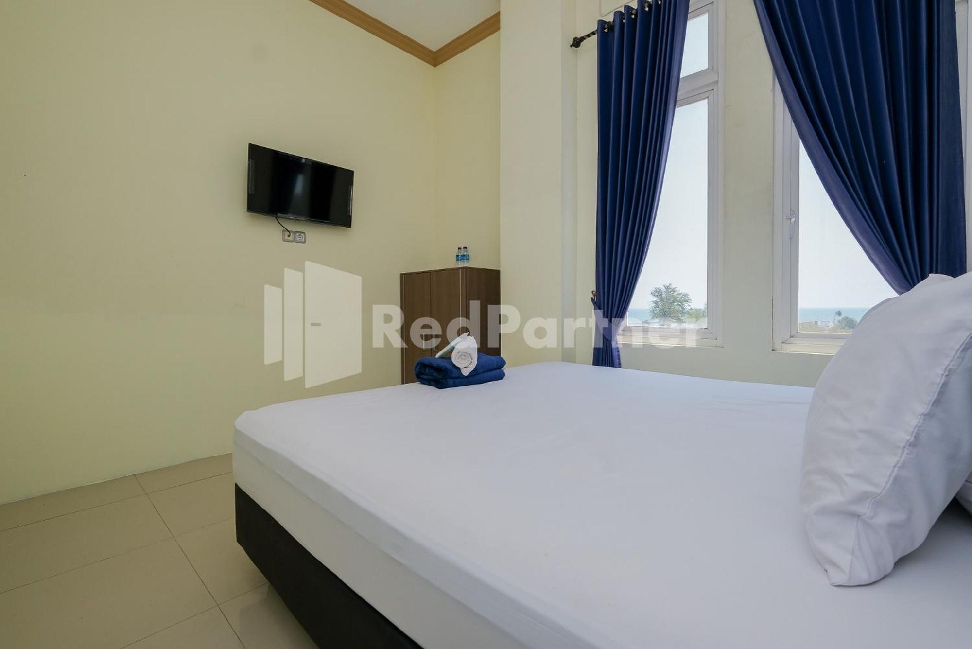 Grand Kencana Guesthouse Syariah Near Wisata Bahari Lamongan Paciran Zewnętrze zdjęcie